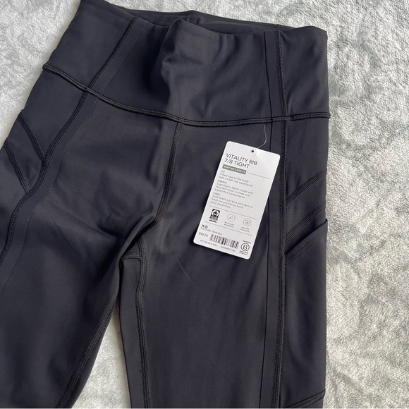 ATHLETA Vitality Rib 7/8 Tight Black NWT - Picture 9 of 11
